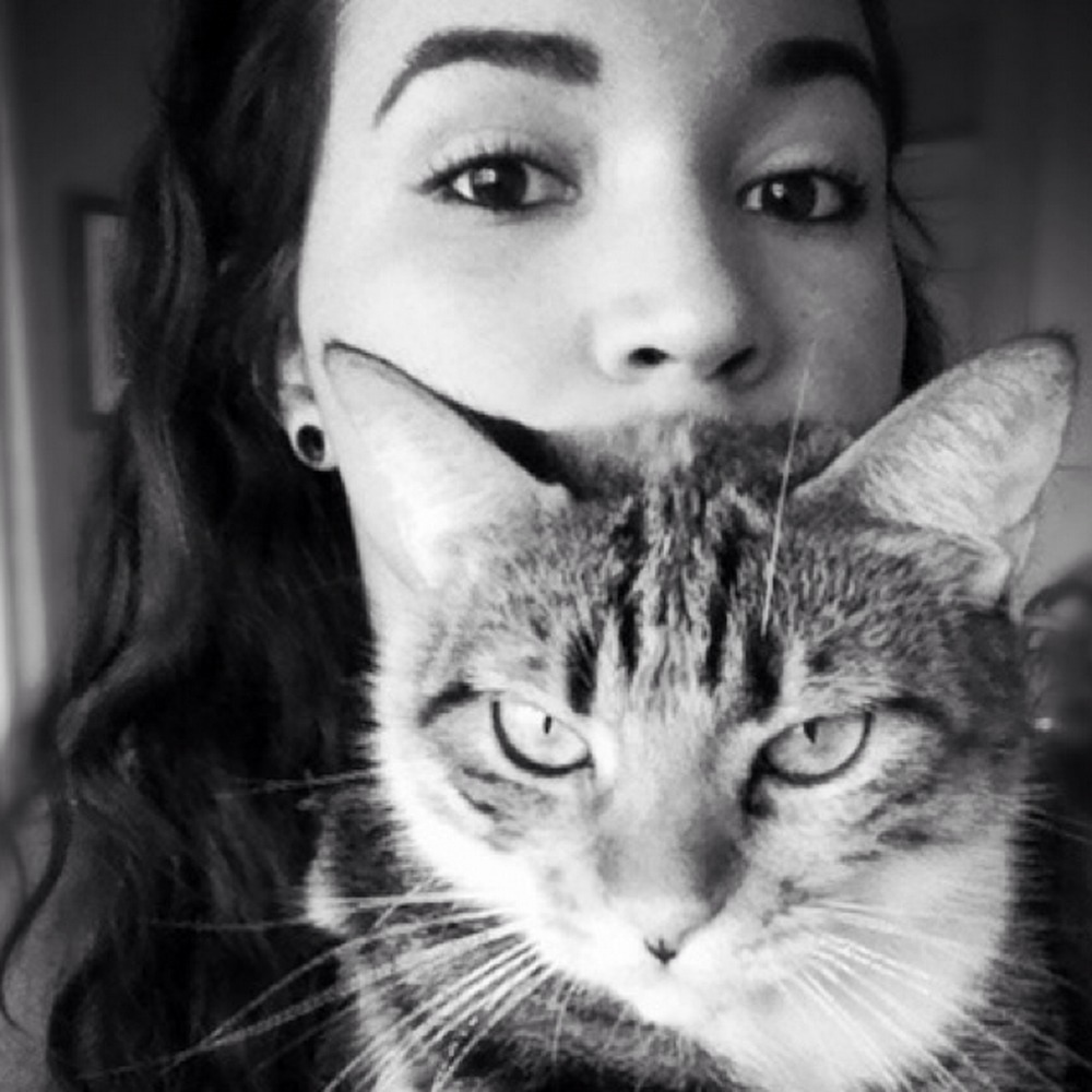 Meet your Posher, Gabriela